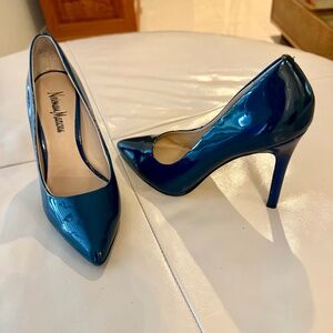 Neiman Marcus Pumps